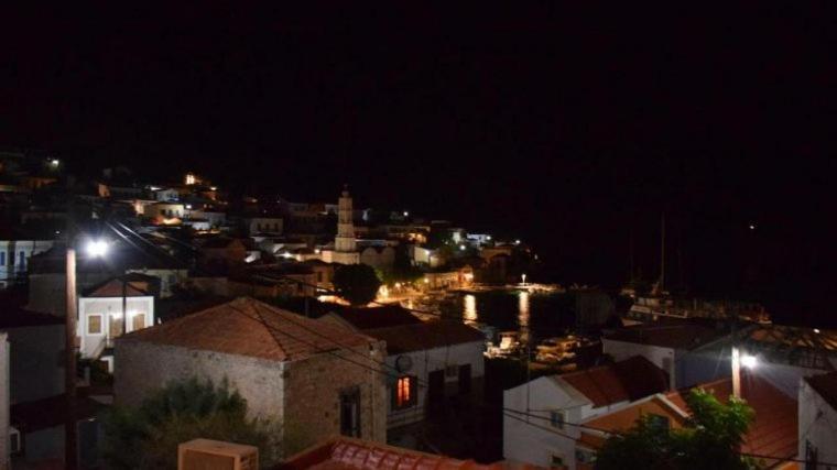 Occasus Room Comfort Chalki Town Екстер'єр фото